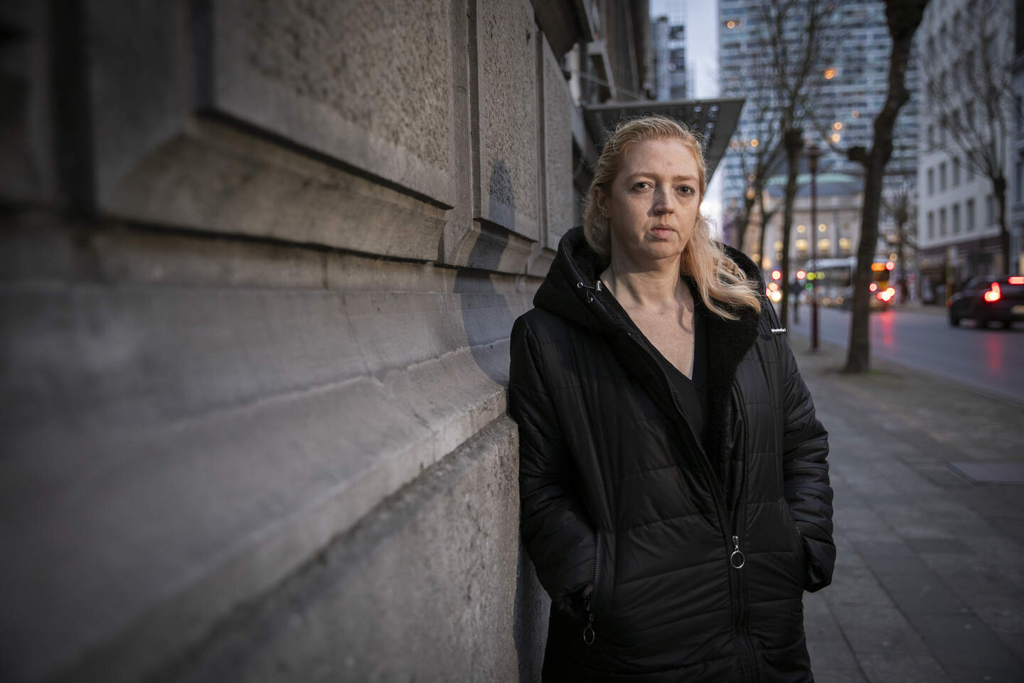 stefanie-brems-probeert-weer-verder-te-leven-na-het-proces-over-de-dood